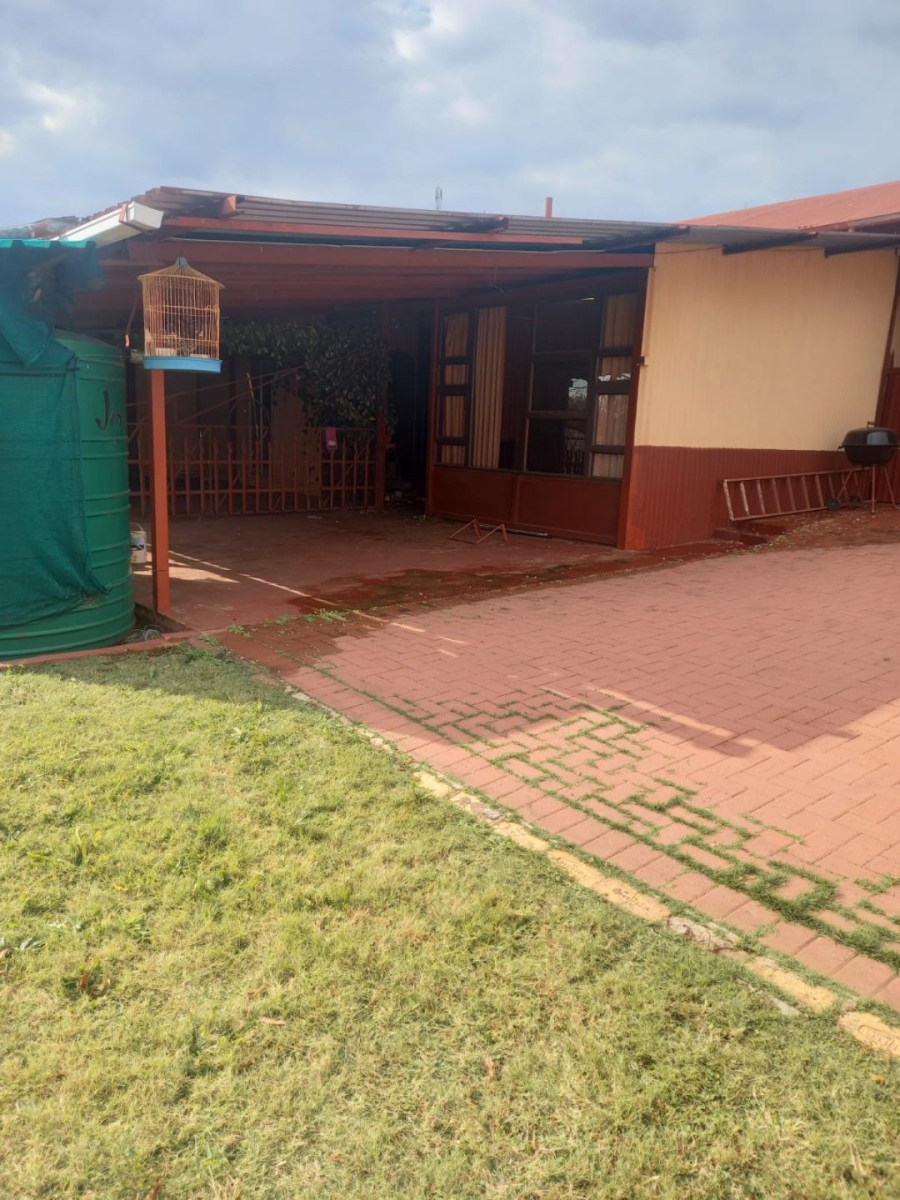 2 Bedroom Property for Sale in Dawkinsville North West
